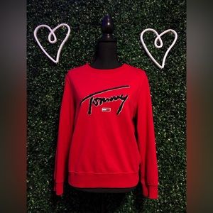 Red Tommy Hilfiger Sweatshirt